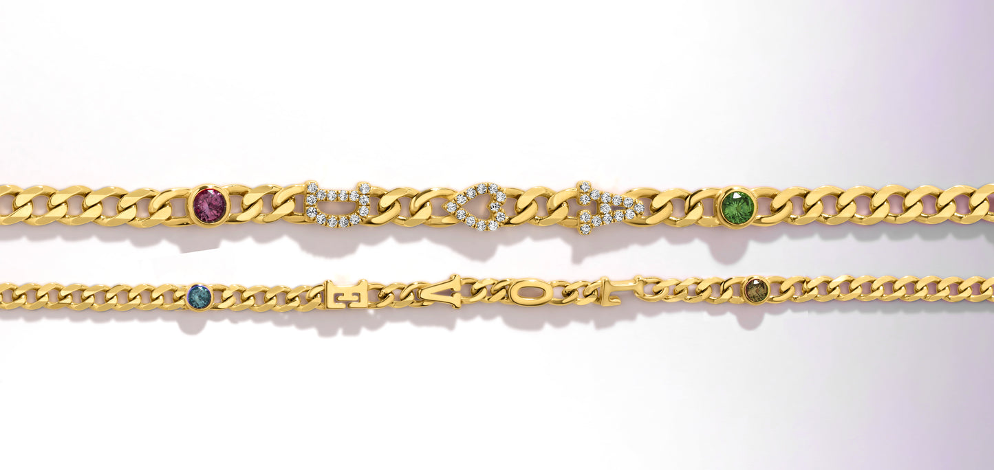 Small curb chain bracelet with Gold letters