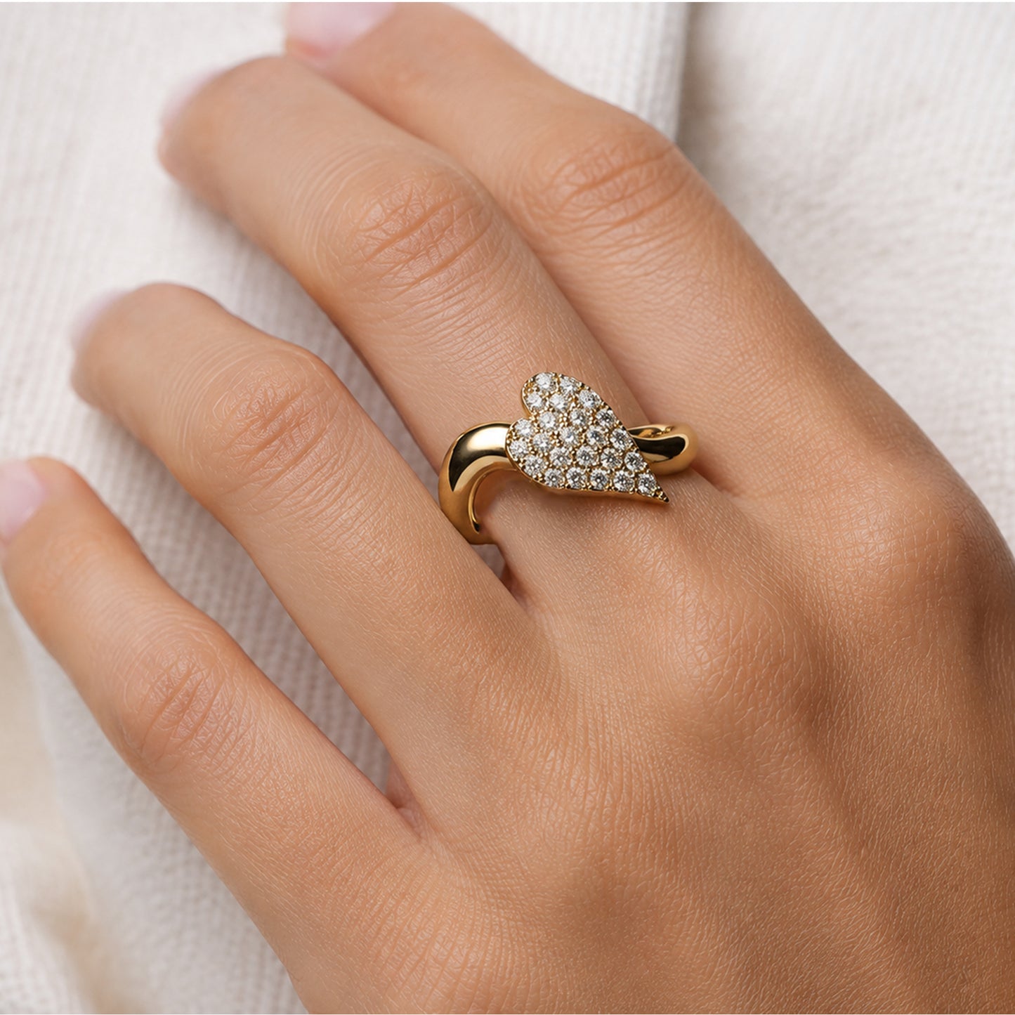 Heart wave ring Solid gold