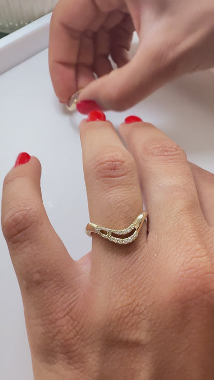 Birthstone wave ring