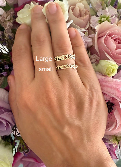 Large curb chain Ring with Gold letters